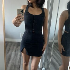 Aritzia Button-Up Rocco Vest and Patio Skirt Set